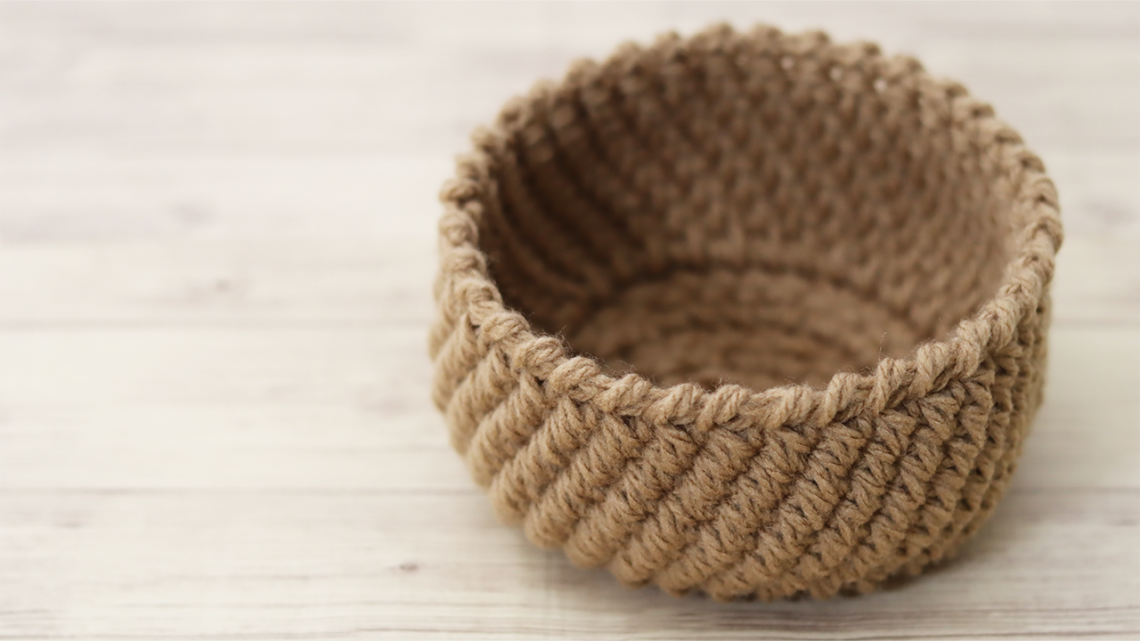 編み図 100均毛糸 かぎ針編み すぐできるかんたんミニかごの編み方 Crochet Basket