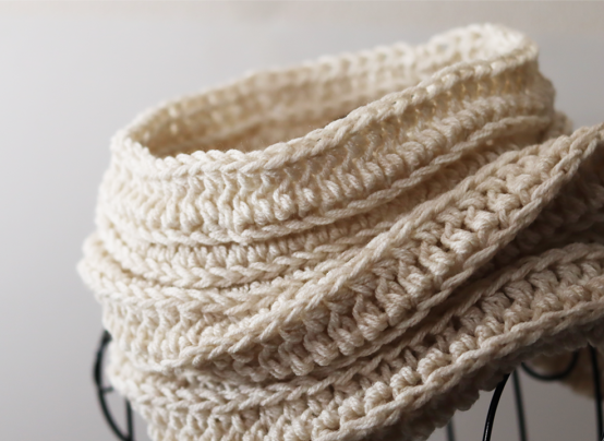 編み図【100均毛糸】かぎ針編み 2玉で簡単、すぐ出来る柄編みスヌード